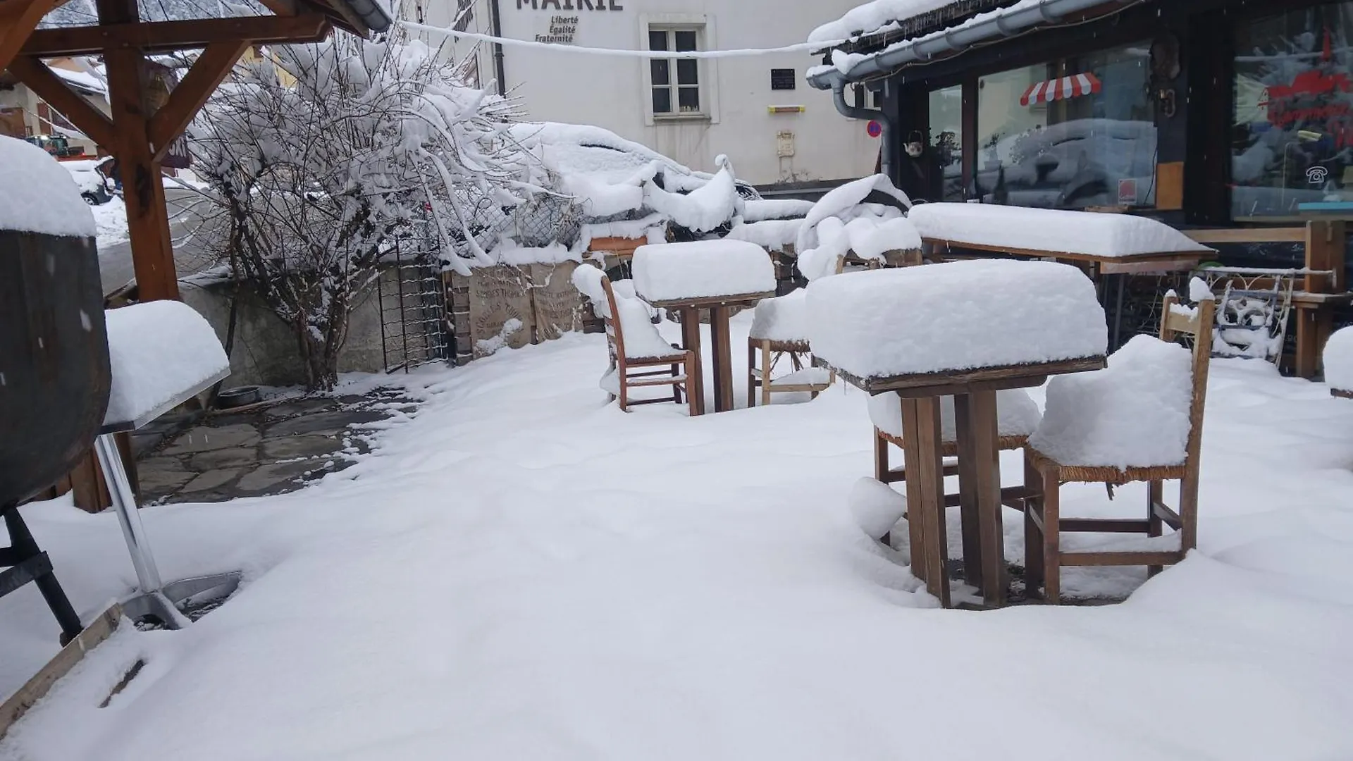Hostel Les Glaciers Bramans Francja